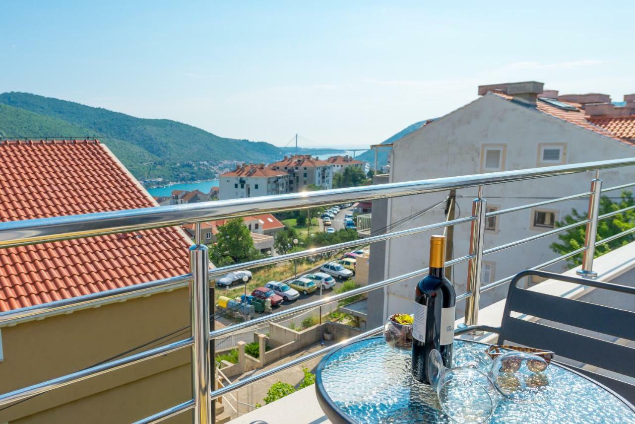 Guesthouse Pezo Mokošica エクステリア 写真