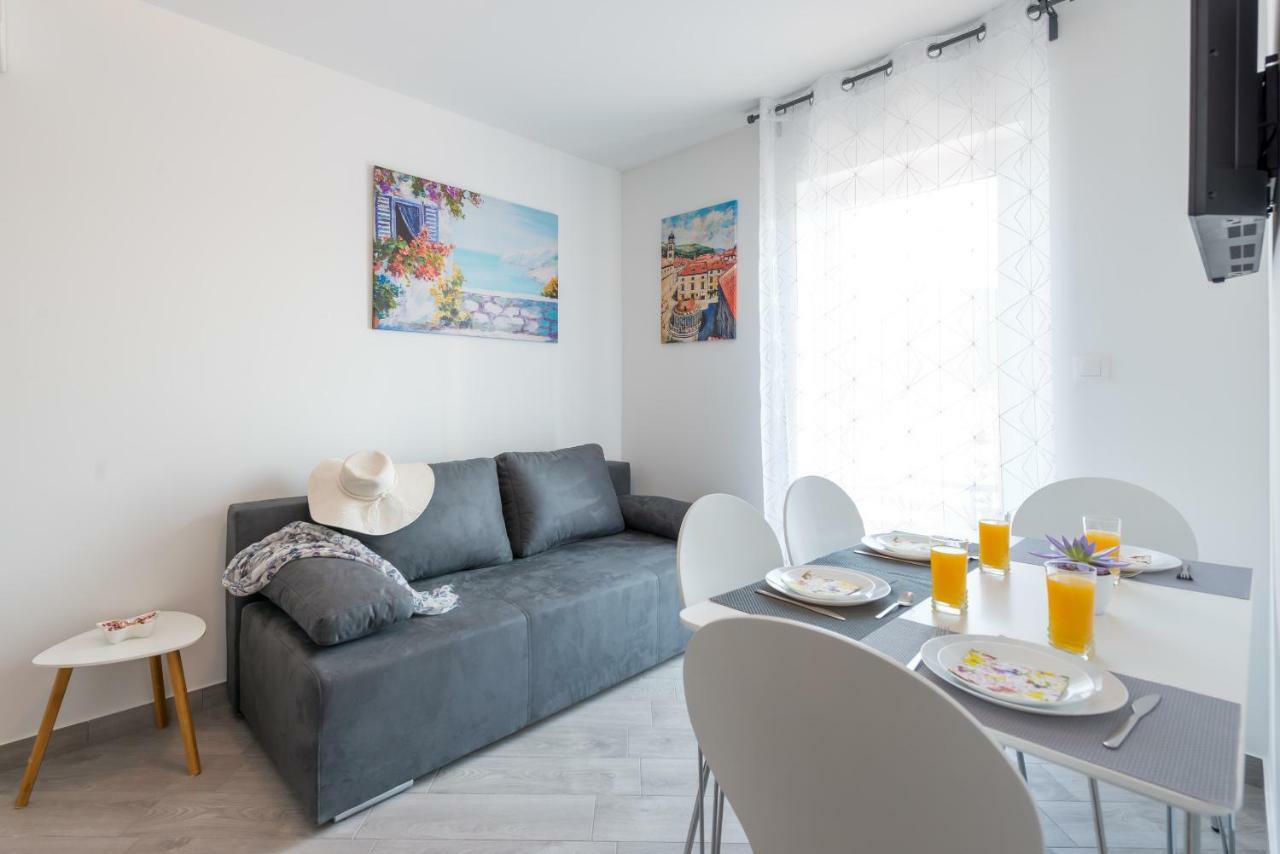 Guesthouse Pezo Mokošica エクステリア 写真