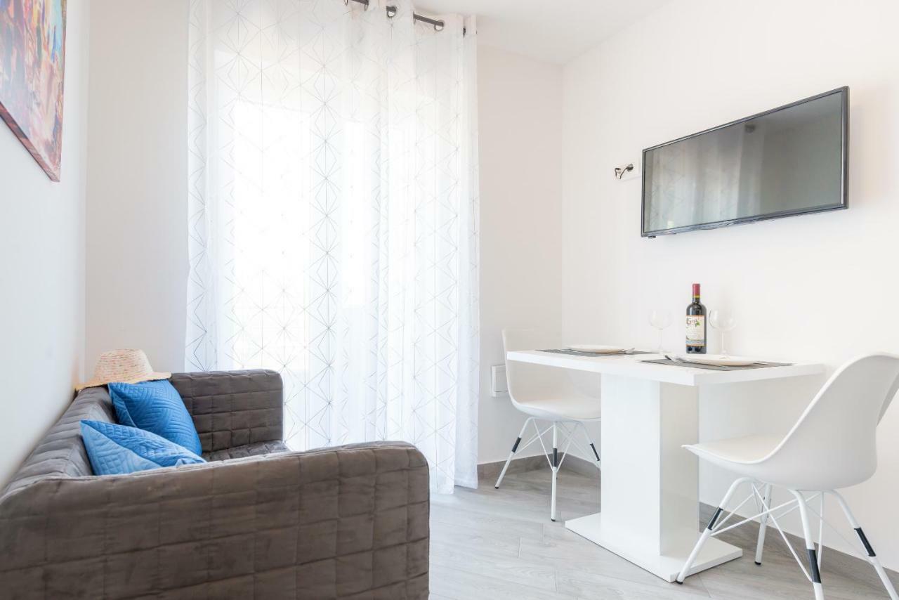 Guesthouse Pezo Mokošica エクステリア 写真